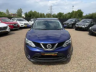 Used 2015 Nissan Qashqai N-Tec Blue - Interior and Exterior details 4
