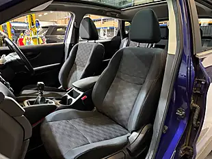 Used 2015 Nissan Qashqai N-Tec+ Blue - Interior and Exterior details 10