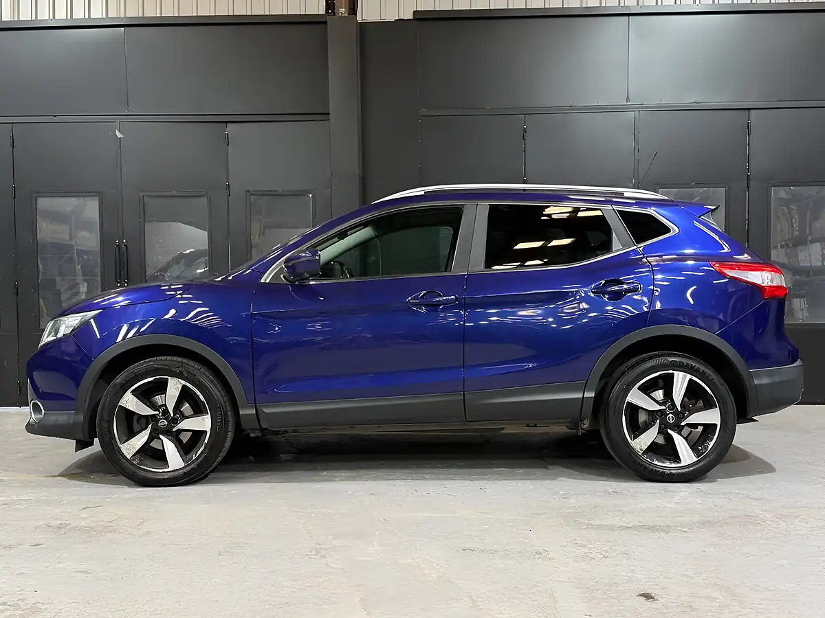 Used 2015 Nissan Qashqai N-Tec+ Blue - Interior and Exterior details 12