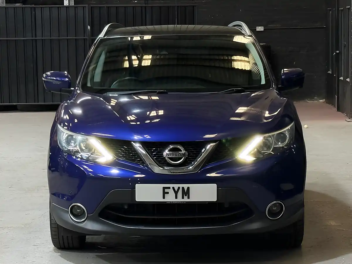 Used 2015 Nissan Qashqai N-Tec+ Blue - Interior and Exterior details 13