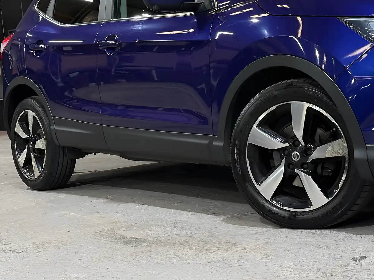 Used 2015 Nissan Qashqai N-Tec+ Blue - Interior and Exterior details 20