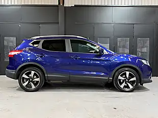 Used 2015 Nissan Qashqai N-Tec+ Blue - Interior and Exterior details 4