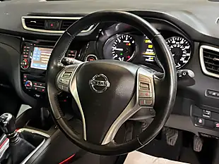 Used 2015 Nissan Qashqai N-Tec+ Blue - Interior and Exterior details 9