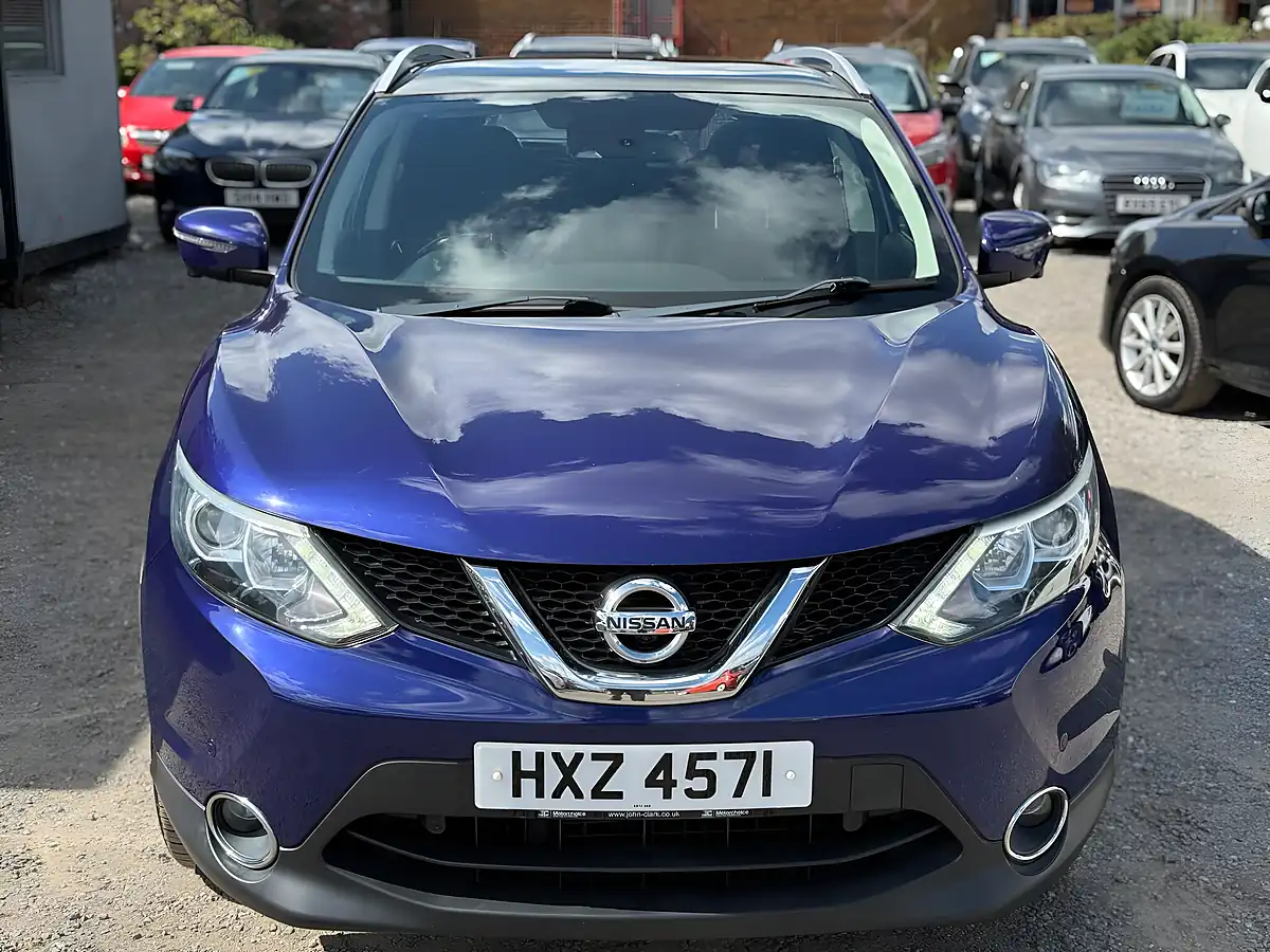 Used 2015 Nissan Qashqai N-Tec+ Blue - Interior and Exterior details 2
