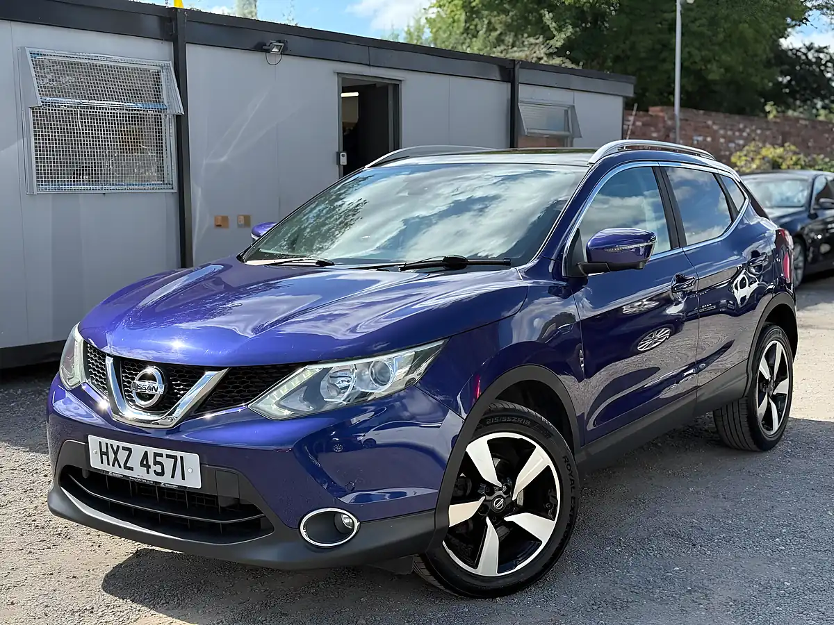 Used 2015 Nissan Qashqai N-Tec+ Blue - Interior and Exterior details 3