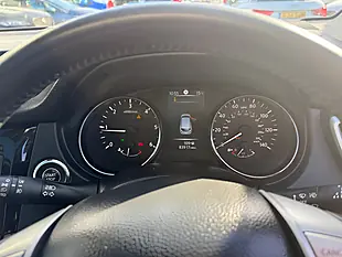 Used 2015 Nissan Qashqai N-Tec Blue - Interior and Exterior details 16