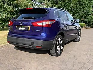 Used 2015 Nissan Qashqai N-Tec+ Blue - Interior and Exterior details 10