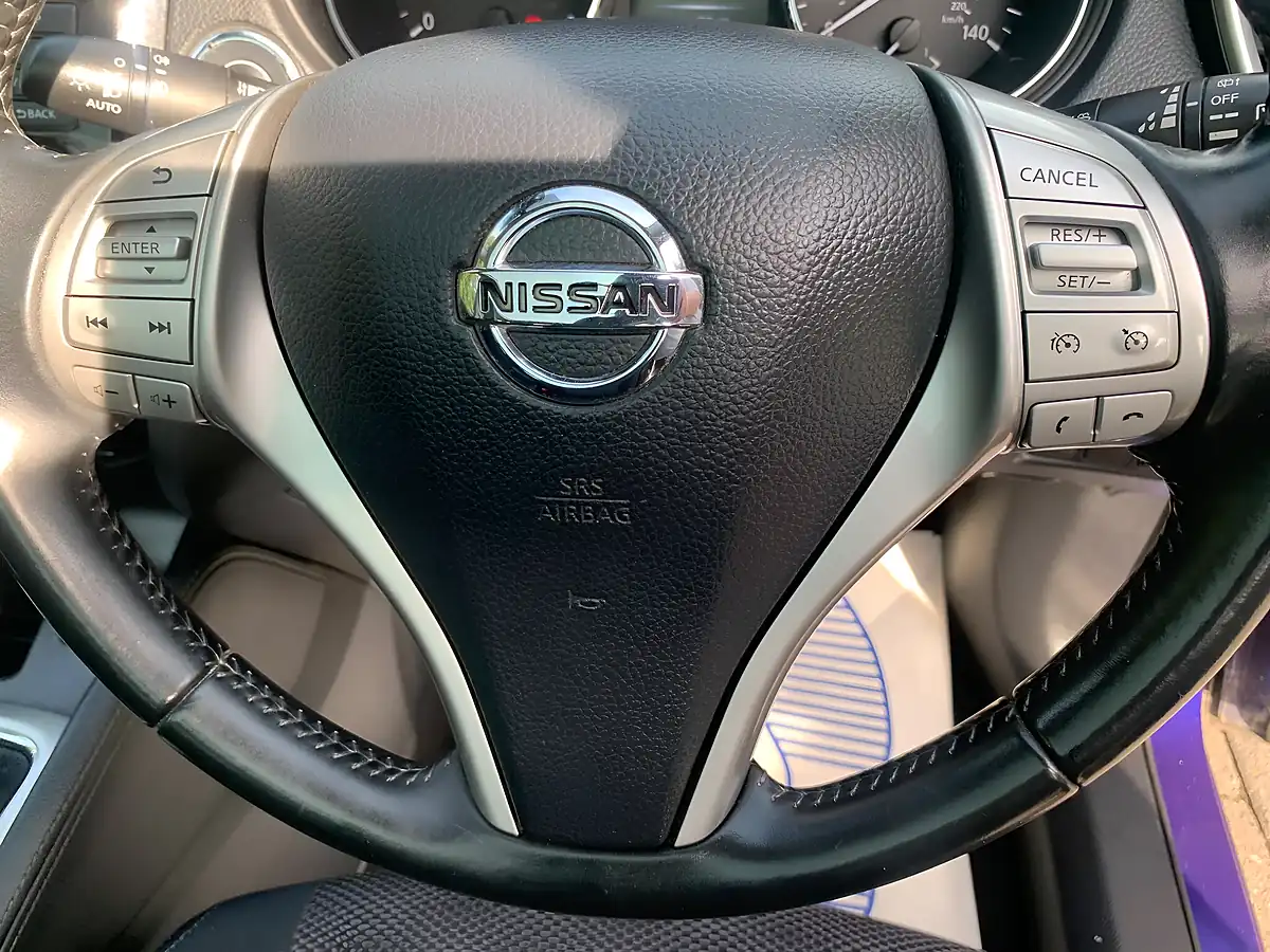 Used 2015 Nissan Qashqai N-Tec+ Blue - Interior and Exterior details 15