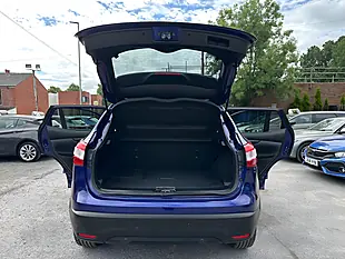 Used 2015 Nissan Qashqai N-Tec+ Blue - Interior and Exterior details 9
