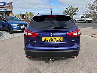 Used 2015 Nissan Qashqai N-Tec+ Blue - Interior and Exterior details 11