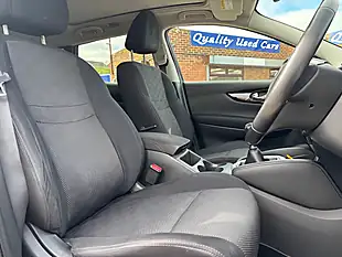 Used 2015 Nissan Qashqai N-Tec+ Blue - Interior and Exterior details 17