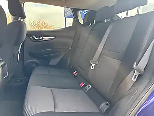 Used 2015 Nissan Qashqai N-Tec+ Blue - Interior and Exterior details 19