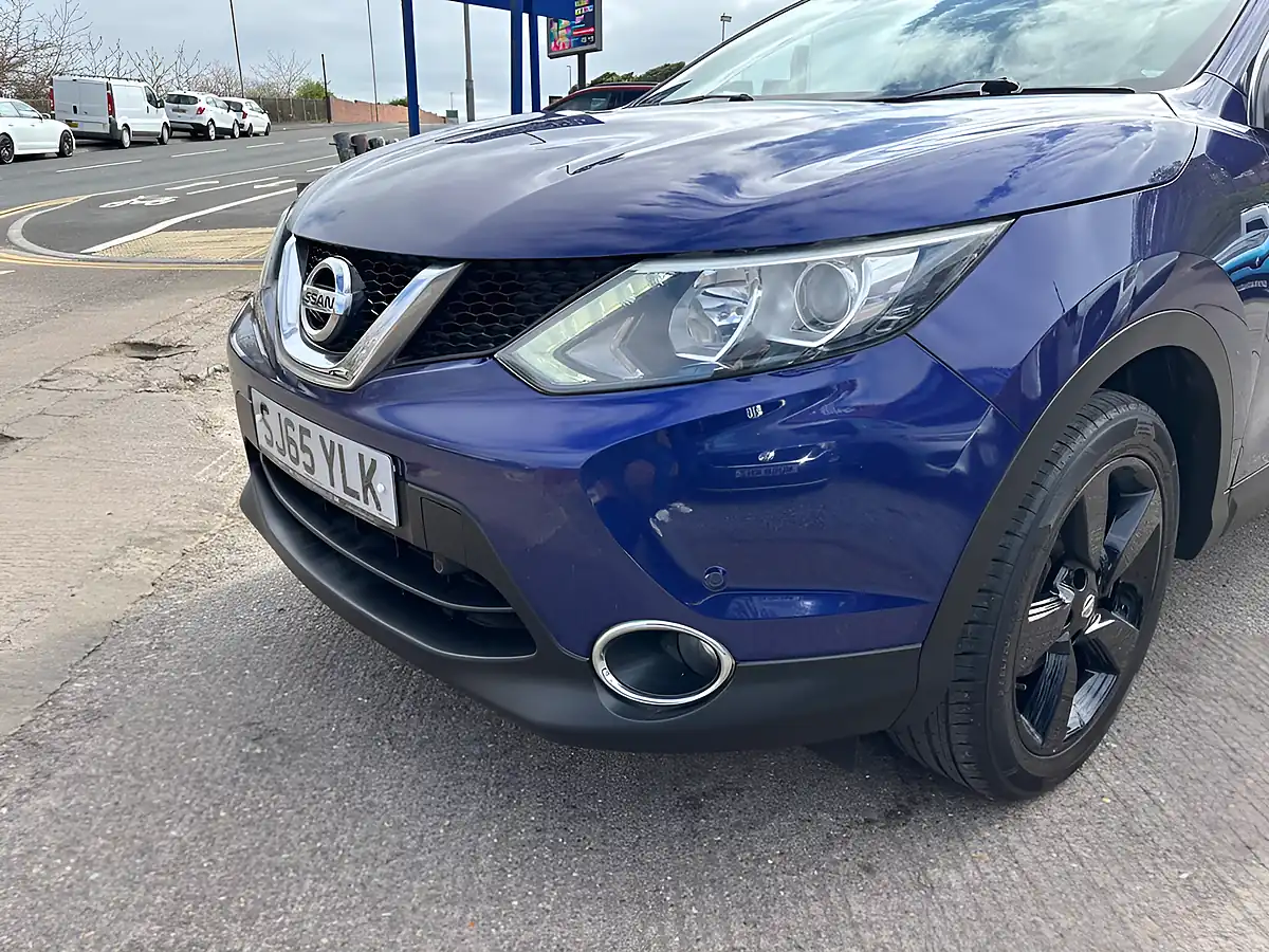 Used 2015 Nissan Qashqai N-Tec+ Blue - Interior and Exterior details 3