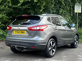 Used 2015 Nissan Qashqai N-Tec+ Grey - Interior and Exterior details 11