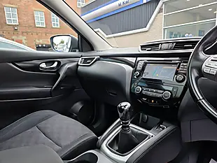 Used 2015 Nissan Qashqai N-Tec+ Grey - Interior and Exterior details 10