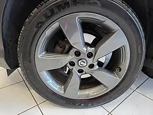 Used 2015 Nissan Qashqai N-Tec+ Grey - Interior and Exterior details 15