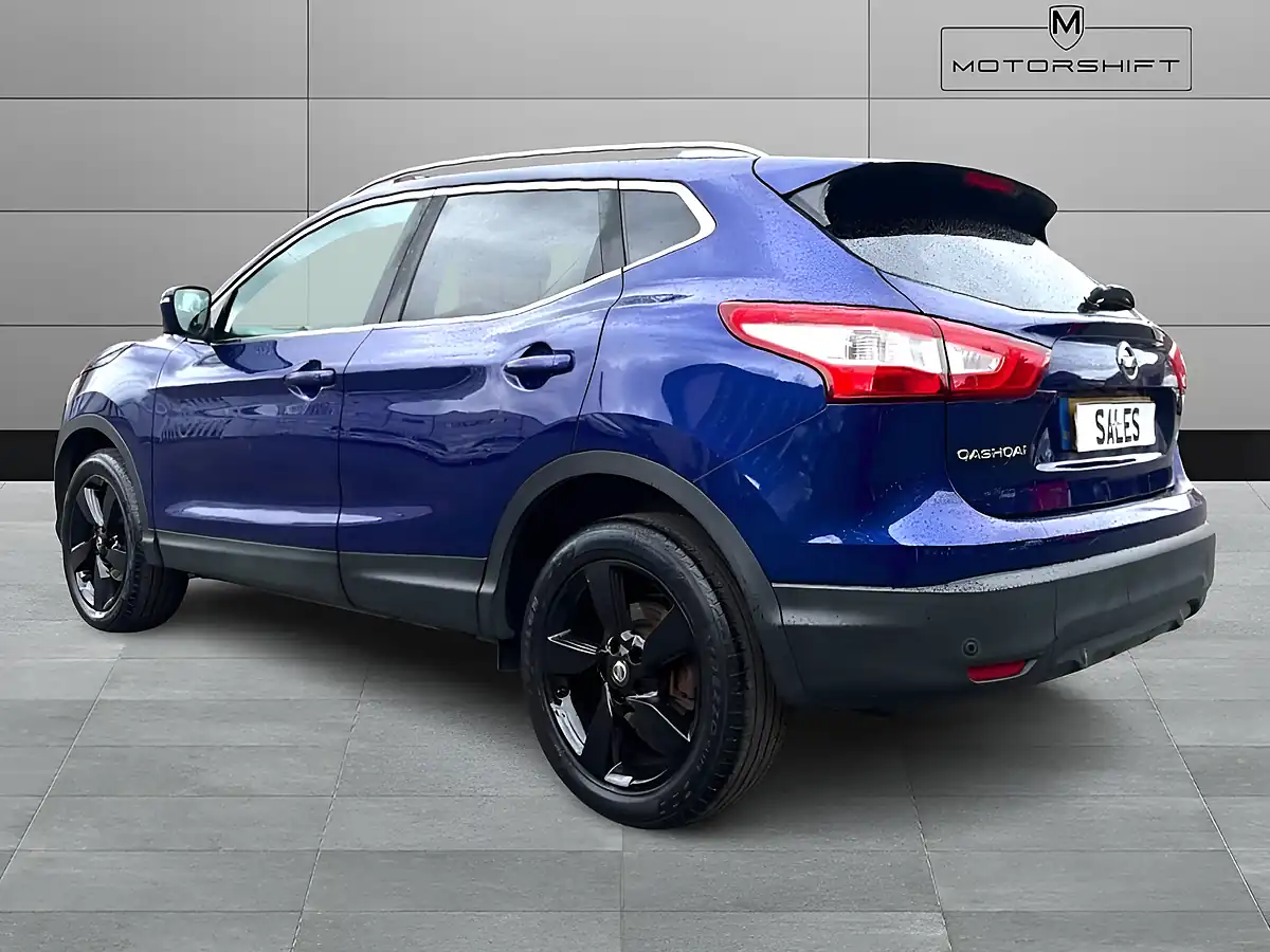 Used 2015 Nissan Qashqai N-Tec+ Ink Blue - Interior and Exterior details 9