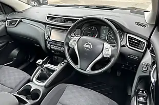 Used 2015 Nissan Qashqai N-Tec+ Pearl Black - Interior and Exterior details 10