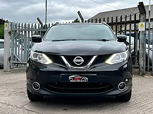 Used 2015 Nissan Qashqai N-Tec Plus Black - Interior and Exterior details 6