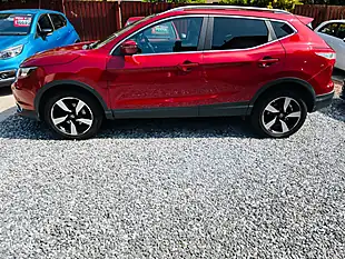 Used 2015 Nissan Qashqai N-Tec+ Red - Interior and Exterior details 15