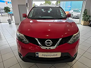 Used 2015 Nissan Qashqai N-Tec+ Red - Interior and Exterior details 3