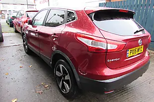 Used 2015 Nissan Qashqai N-Tec Red - Interior and Exterior details 13