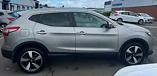 Used 2015 Nissan Qashqai N-Tec+ Silver - Interior and Exterior details 4