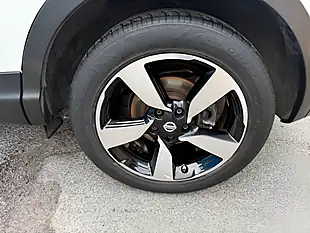 Used 2015 Nissan Qashqai N-Tec+ White - Interior and Exterior details 14