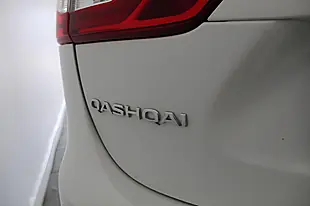Used 2015 Nissan Qashqai N-Tec+ White - Interior and Exterior details 10