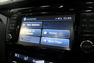 Used 2015 Nissan Qashqai N-Tec+ White - Interior and Exterior details 15