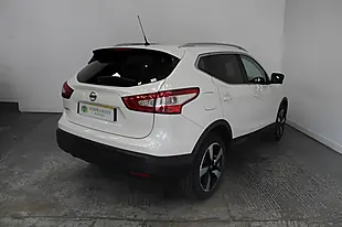 Used 2015 Nissan Qashqai N-Tec+ White - Interior and Exterior details 6