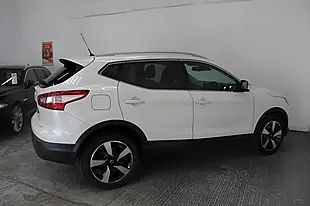 Used 2015 Nissan Qashqai N-Tec+ White - Interior and Exterior details 8