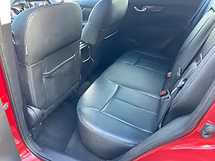 Used 2015 Nissan Qashqai Panoramic Roof Red - Interior and Exterior details 9
