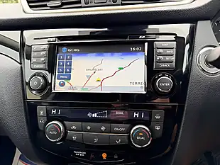Used 2015 Nissan Qashqai Tekna Black - Interior and Exterior details 11