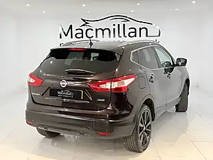 Used 2015 Nissan Qashqai Tekna Black - Interior and Exterior details 10