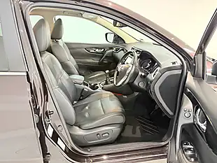 Used 2015 Nissan Qashqai Tekna Black - Interior and Exterior details 14