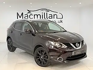 Used 2015 Nissan Qashqai Tekna Black - Interior and Exterior details 2