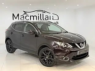 Used 2015 Nissan Qashqai Tekna Black - Interior and Exterior details 3