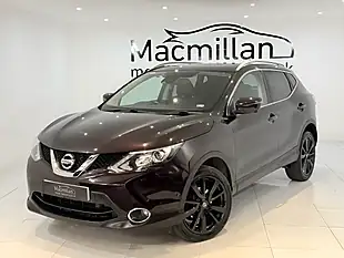 Used 2015 Nissan Qashqai Tekna Black - Interior and Exterior details 5