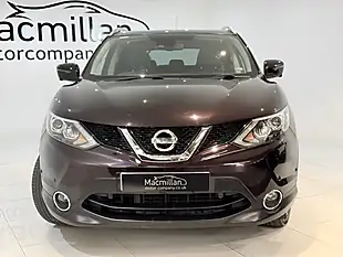 Used 2015 Nissan Qashqai Tekna Black - Interior and Exterior details 8