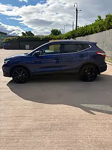 Used 2015 Nissan Qashqai Tekna Blue - Interior and Exterior details 2