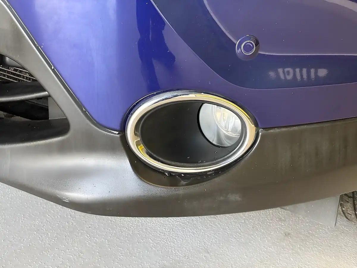 Used 2015 Nissan Qashqai Tekna Blue - Interior and Exterior details 17