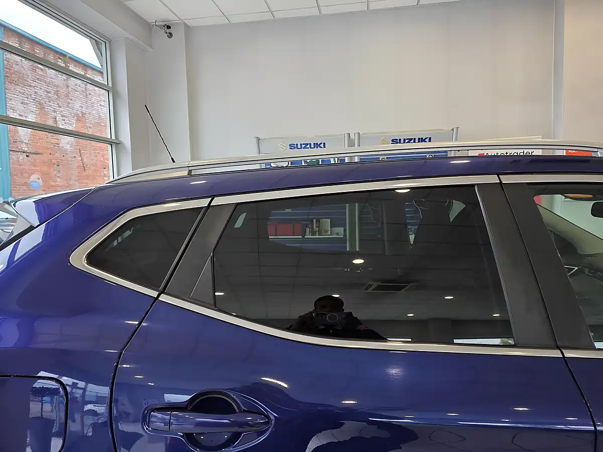 Used 2015 Nissan Qashqai Tekna Blue - Interior and Exterior details 15