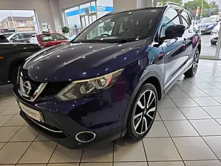 Used 2015 Nissan Qashqai Tekna Blue - Interior and Exterior details 3