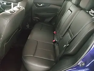 Used 2015 Nissan Qashqai Tekna Blue - Interior and Exterior details 10