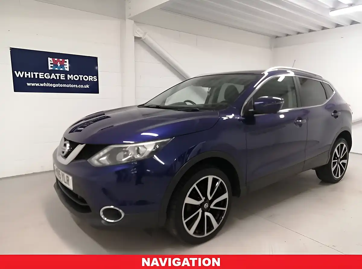 Used 2015 Nissan Qashqai Tekna Blue - Interior and Exterior details 3