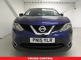 Used 2015 Nissan Qashqai Tekna Blue - Interior and Exterior details 4