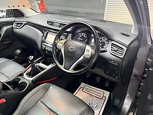 Used 2015 Nissan Qashqai Tekna Grey - Interior and Exterior details 12