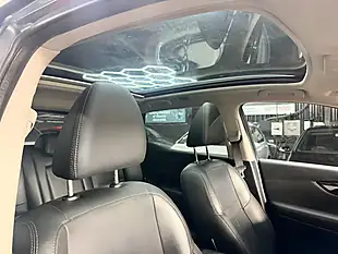 Used 2015 Nissan Qashqai Tekna Grey - Interior and Exterior details 15