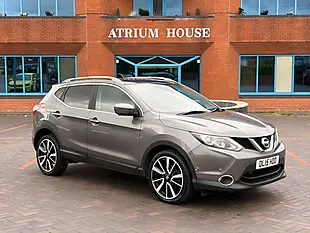 Used 2015 Nissan Qashqai Tekna Grey - Interior and Exterior details 2